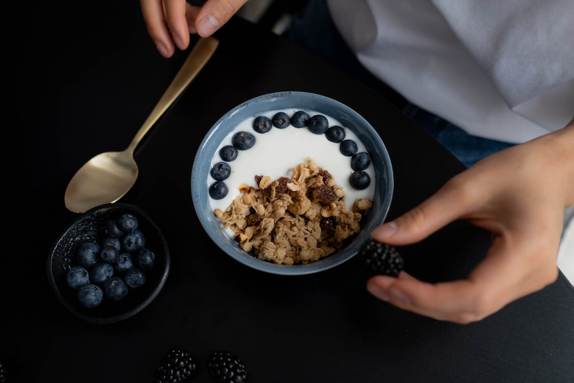 Yogurt con Granola para Bajar de Peso: Una Receta Deliciosa y Saludable